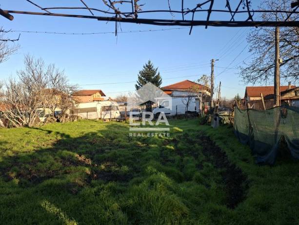 ЕКСКЛУЗИВНО! ЕРА ПЛЕВЕН СИТИ предлага къща за продажба в гр. Долна Митрополия