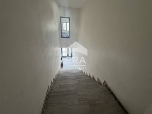 Тристаен апартамент за продажба в кв. Каменни, Хасково