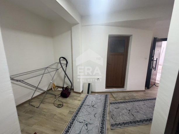 Тристаен апартамент за продажба в кв. Каменни, Хасково