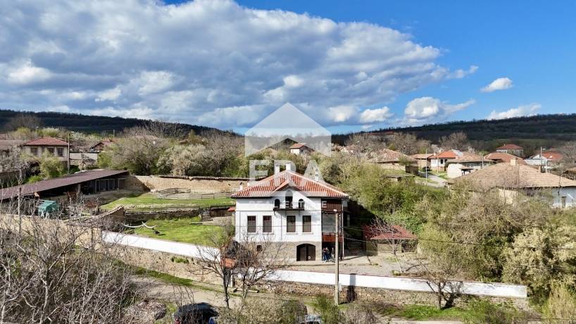 Къща за продажба в с. Церова кория, област Велико Търново