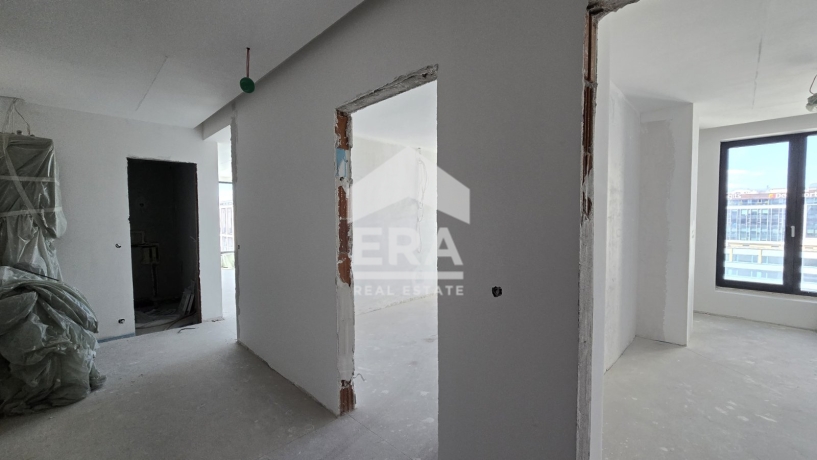 Тристаен апартамент за продажба в кв. Кръстова вада, София