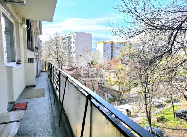 Двустаен апартамент за продажба в кв. Христо Смирненски, Пловдив