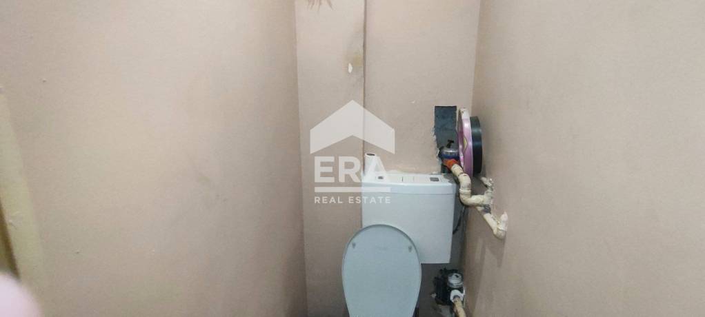 ЕРА ХОУМ продава апартамент в района на панаира