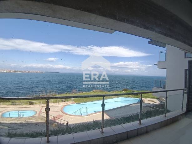 Прекрасен МЕЗОНЕТ на БРЕГА НА МОРЕТО в гр. Созопол!
