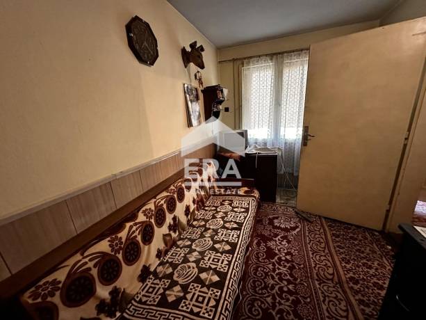 ЕКСКЛУЗИВНО! ЕРА ПЛЕВЕН СИТИ предлага къща за продажба в с. Вълчитрън, общ. Пордим, обл. Плевен