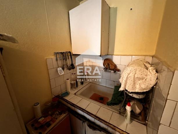 ЕКСКЛУЗИВНО! ЕРА ПЛЕВЕН СИТИ предлага къща за продажба в с. Вълчитрън, общ. Пордим, обл. Плевен