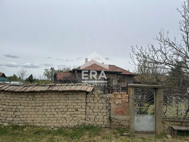 Къща за продажба в с. Вълчитрън, област Плевен