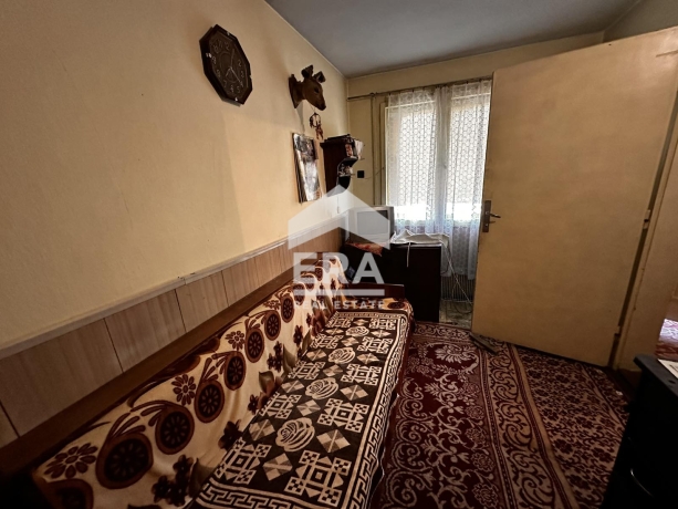 Къща за продажба в с. Вълчитрън, област Плевен
