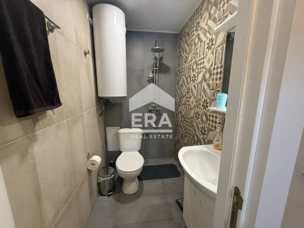 Многостаен апартамент за продажба в Център, Варна