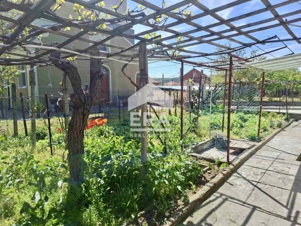 Къща за продажба в гр. Никопол, област Плевен
