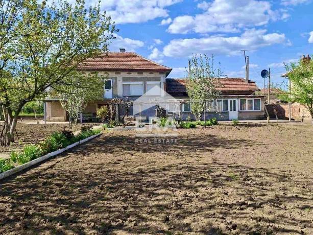 Къща за продажба в с. Въбел, област Плевен