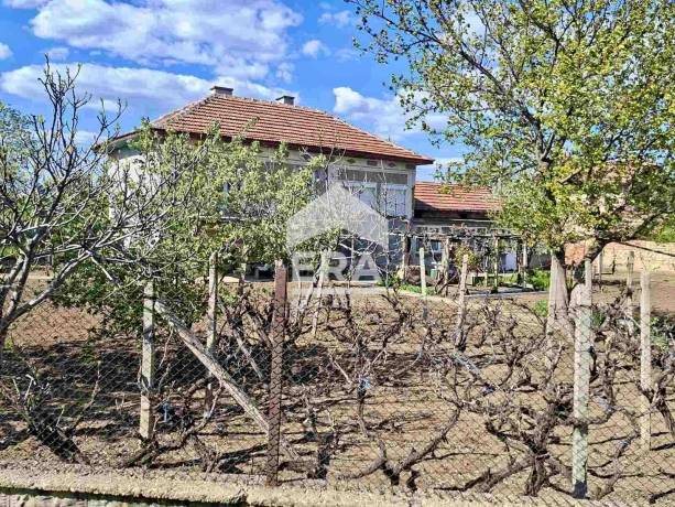 Къща за продажба в с. Въбел, област Плевен