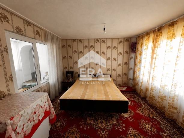ЕКСКЛУЗИВНО! ЕРА ПЛЕВЕН СИТИ предлага къща за продажба в с. Въбел, общ. Никопол