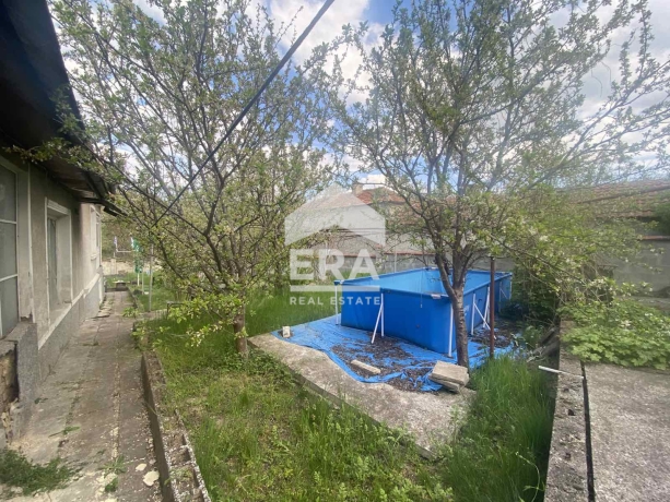 Къща за продажба във Ветрино, област Варна