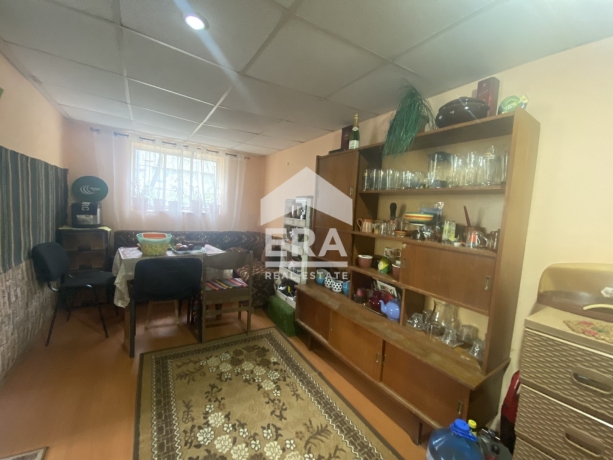 Къща за продажба във Ветрино, област Варна