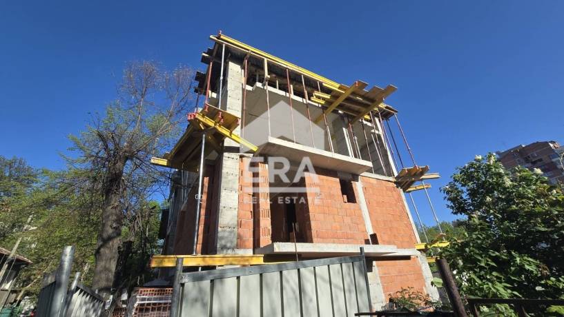 ERA Тера предлага за продажба двустаен апартамент в бутикова жилищна сграда, в кв. Банишора.