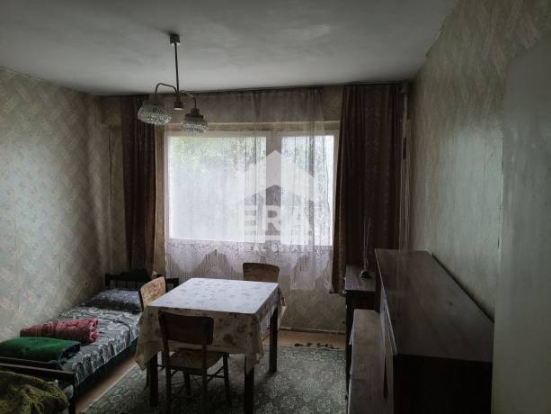 Тристаен апартамент - кв.Балик