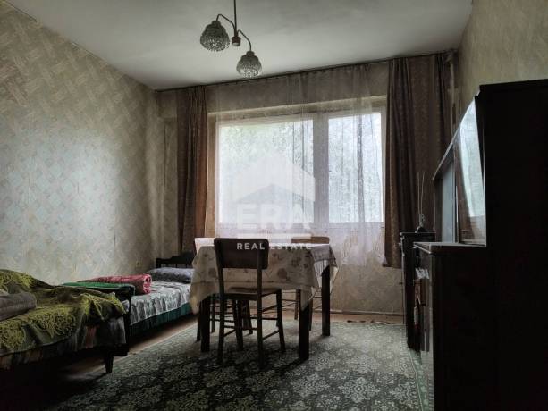 Тристаен апартамент - кв.Балик