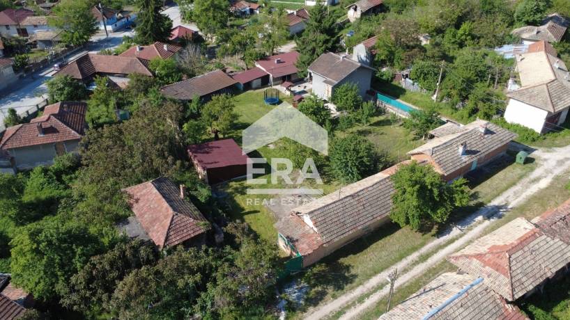 Къща за продажба в с. Кривня, област Русе