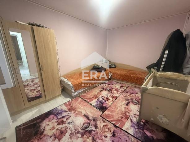 Едноетажна самостоятелна къща в кв. ДЗС, гр.Русе