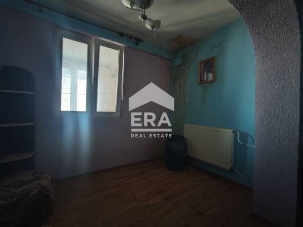 ЕКСКЛУЗИВНО! ЕРА Дръстър предлага за продажба къща на две нива в кв. Изток – гр. Силистра!