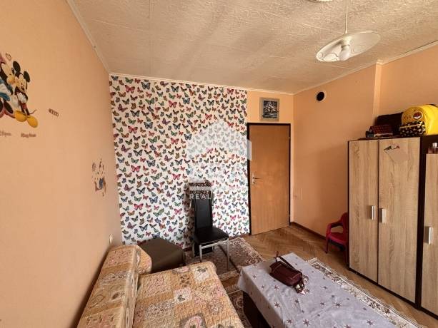 ЕКСКЛУЗИВНО! ЕТАЖ ОТ КЪЩА В КВ.СРЕДНА КУЛА