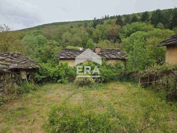 ЕКСКЛУЗИВНО!!! ЕРА ОСЪМ предлага за продажба къща в с. Старо Стефаново