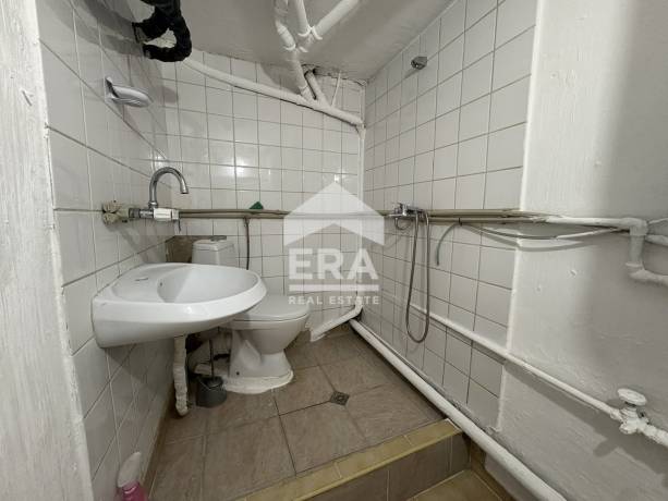 Етаж от къща за продажба в Център, Велико Търново