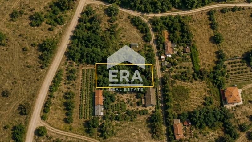 Парцел за продажба в с. Горен Чифлик, общ. Долни чифлик.