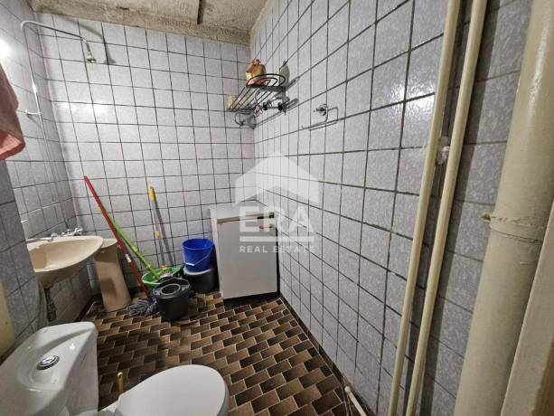 Тристаен апартамент в Надежда 2