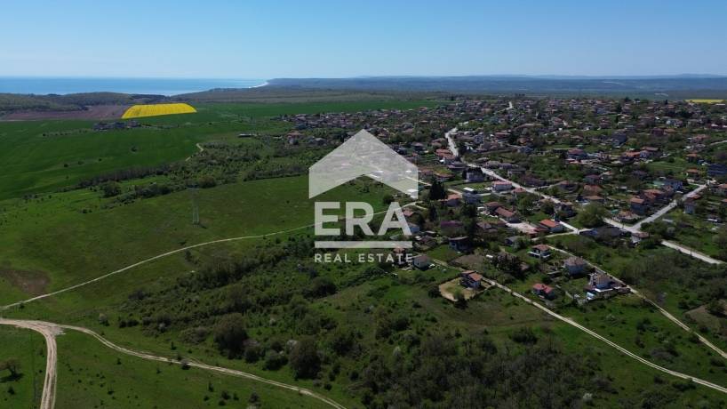 Урегулиран поземлен имот за продажба, в м-т Дълбокия път на с. Близнаци, общ. Аврен, обл. Варна