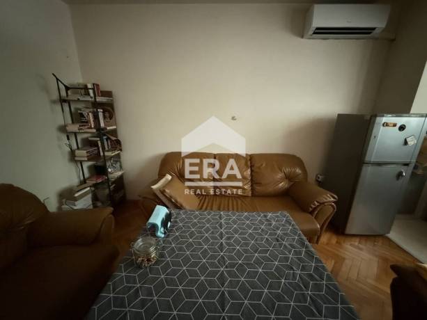 ЕРА ХОУМ продава 3-стаен апартамент до панаира