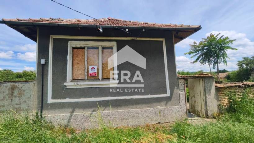 ЕРА ИмотиТе продава двуетажна Къща в с. Кардам, общ. Попово