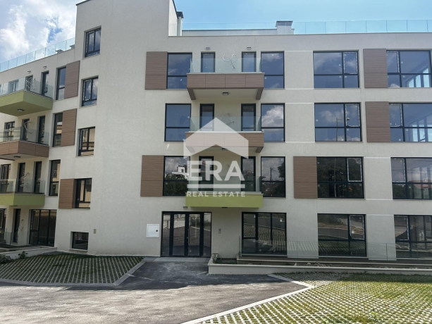 Двустаен ексклузивен апартамент за продажба, в нова сграда пред Акт 16, на пътя Виница - Св. Св. Константин и Елена, Варна