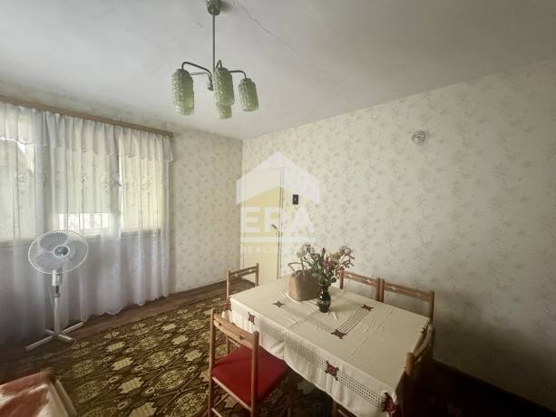 Къща за продажба в с. Копривец, област Русе