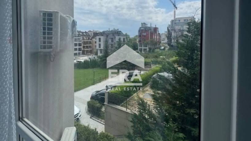 Двустаен апартамент в затворен комплекс в жк Бриз град Варна