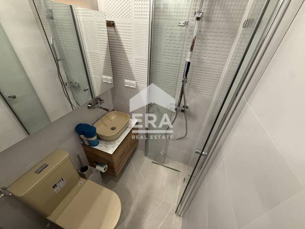 Двустаен апартамент за продажба в кв. Владислав Варненчик 2, Варна