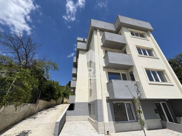 Двустаен апартамент за продажба в кв. Възраждане 2, Варна