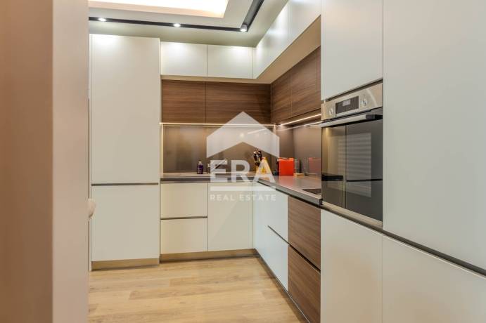 Обзаведен двустаен апартамент в Elegance Residence, Ален Мак.