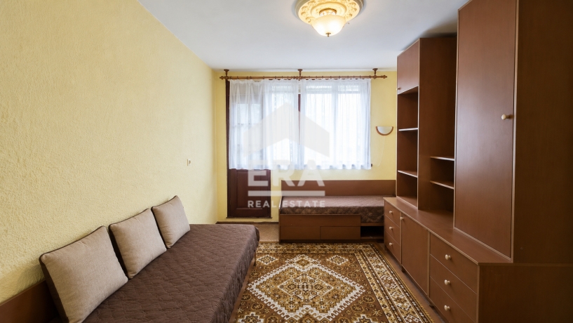 Къща за продажба в кв. Вилна зона, Търговище