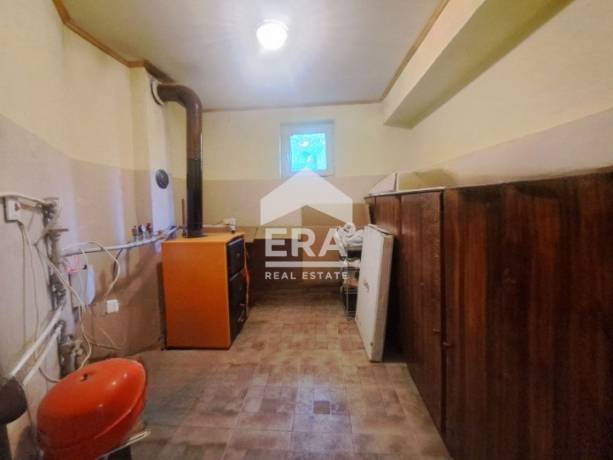 Къща за продажба в с. Подвис, област Бургас