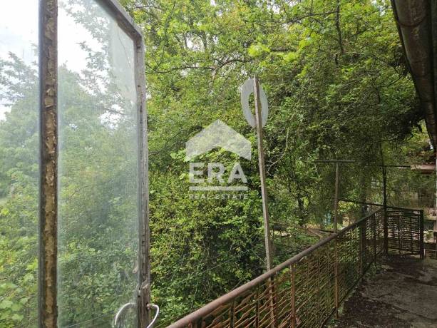 ЕКСКЛУЗИВНО! ЕРА ОСЪМ Ловеч предлага за продажба къща в с. Тепава, обл. Ловеч