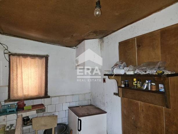 ЕКСКЛУЗИВНО! ЕРА ОСЪМ Ловеч предлага за продажба къща в с. Тепава, обл. Ловеч