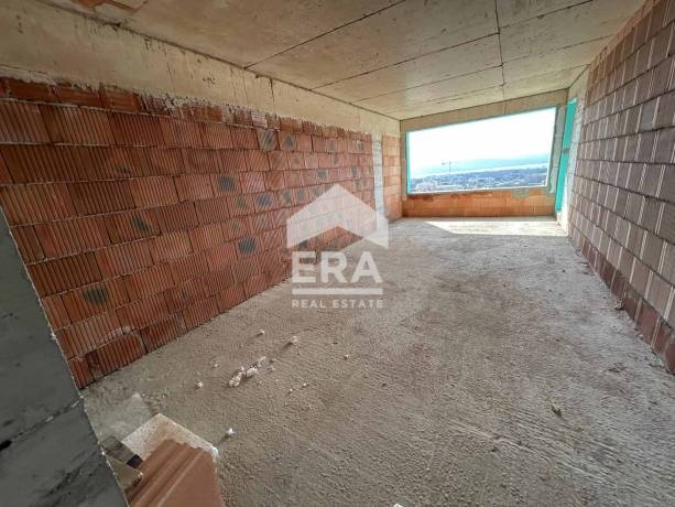Двустаен южен апартамент за продажба, с големи стаи, в новострояща се луксозна сграда с Акт 14, жк Кайсиева градина, Варна, до Хипермаркет Алати