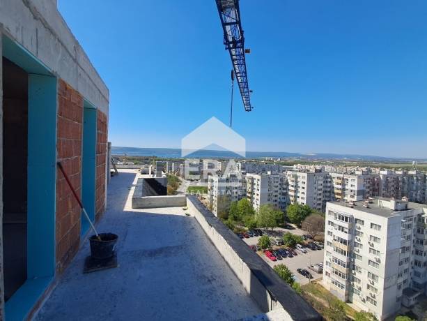 Тристаен апартамент за продажба, с голяма дневна, в новострояща се луксозна сграда с Акт 14, жк Кайсиева градина, Варна, до Хипермаркет Алати