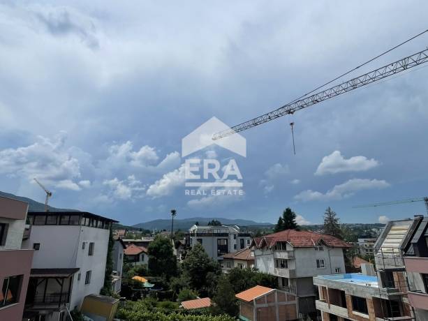 ERA Тера предлага за продажба многостаен мезонет в новостроящ се затворен комплекс с акт 15 в м. Гърдова глава.