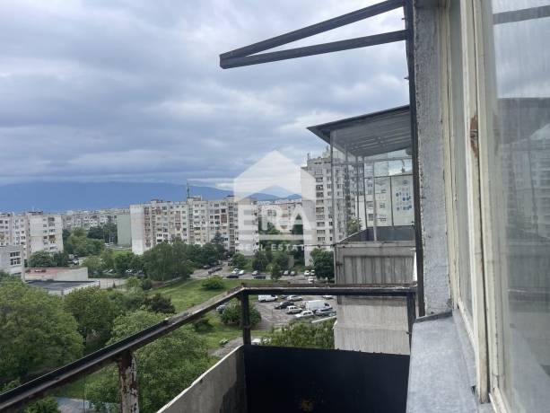 ЕКСКЛУЗИВНО! Гарсониера, с красива гледка, в ж.к. Връбница 1
