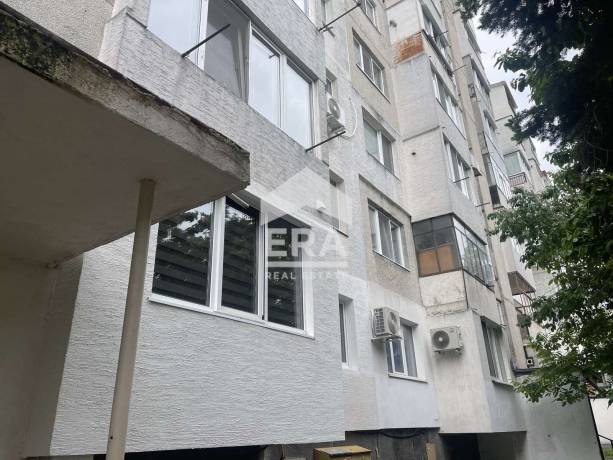 Двустаен апартамент за продажба в кв. Връбница 1, София