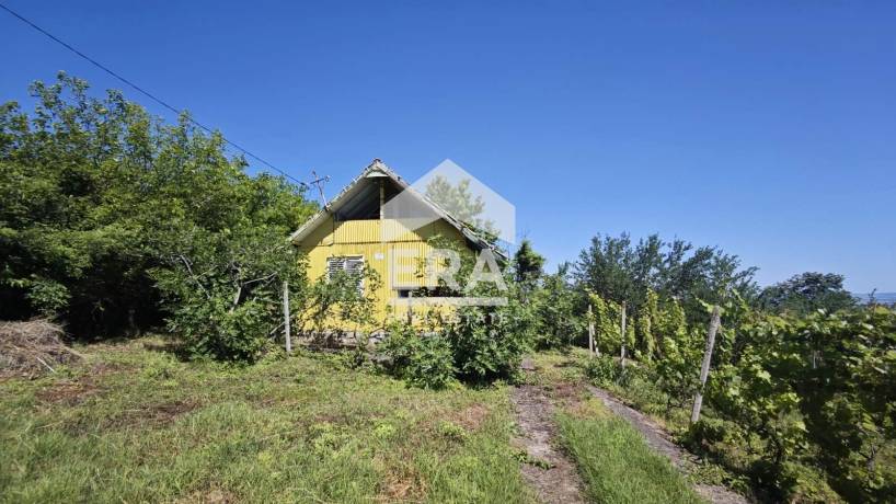 ЕКСКЛУЗИВНО! ЕРА ИмотиТе предлага за продажба Вила във вилна зона Драката, гр. Търговище
