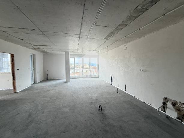 Тристаен апартамент в нова сграда, кв. Картала